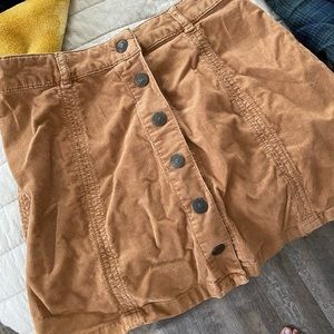 American eagle button skirt